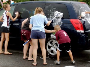 Gloversville High School Field Hockey car wash