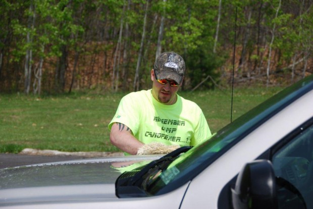 Relay for Life benefit car wash