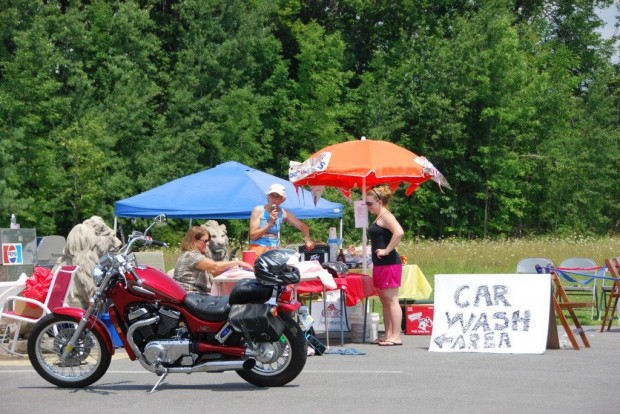 Ruby & Quiri car wash